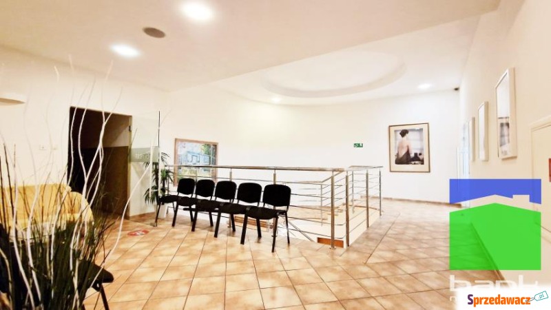 Centrum - lokal 9,5 m2 parter al....