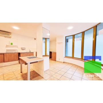 Centrum - gabinet 25,5 m2 parter