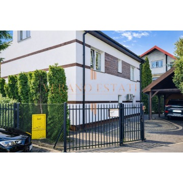 Sprzedam dom Sońsk - ,  pow.  240 m2,  działka:   660 m2 - zdjęcie 2