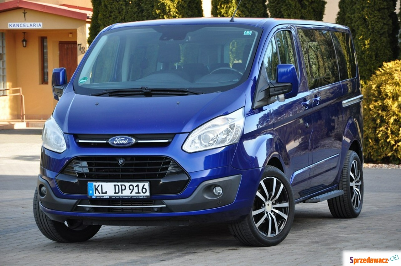 Ford Tourneo Custom 2017
