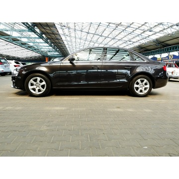 Audi A4  Sedan/Limuzyna 2012,  2.0 diesel - Na sprzedaż za 41 900 zł - Mysłowice - zdjęcie 6