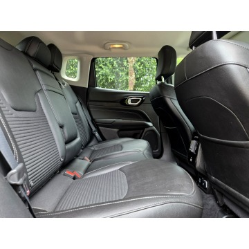 Jeep Compass  SUV 2021,  1.3 benzyna, automat - Na sprzedaż za 74 900 zł - Tychy - zdjęcie 11