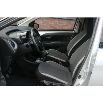 Toyota Aygo  Hatchback 2021,  1.0 benzyna - Na sprzedaż za 36 990 zł - Mysłowice - zdjęcie 10