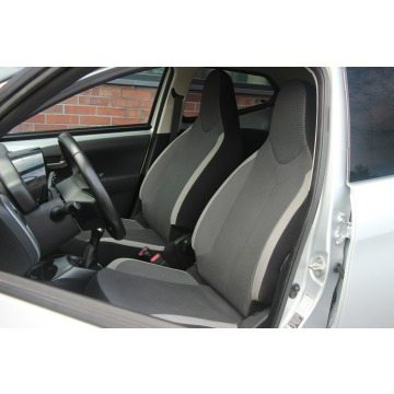 Toyota Aygo  Hatchback 2021,  1.0 benzyna - Na sprzedaż za 36 990 zł - Mysłowice - zdjęcie 9