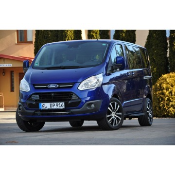 Ford Tourneo Custom  Bus 2017,  2.0 diesel - Na sprzedaż za 85 900 zł - Ostrów Mazowiecka - zdjęcie 5