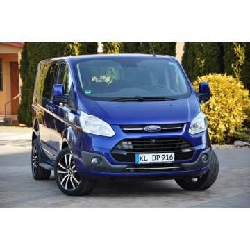 Ford Tourneo Custom  Bus 2017,  2.0 diesel - Na sprzedaż za 85 900 zł - Ostrów Mazowiecka - zdjęcie 8
