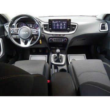 Kia Ceed  Kombi 2022,  1.0 benzyna - Na sprzedaż za 47 900 zł - Łódź - zdjęcie 10