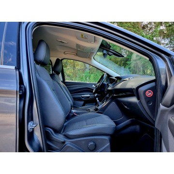 Ford Kuga  SUV 2017,  1.5 benzyna - Na sprzedaż za 39 900 zł - Szczecin - zdjęcie 11