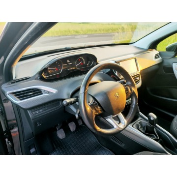 Peugeot 2008  Hatchback 2018,  1.6 diesel - Na sprzedaż za 38 900 zł - Burzenin - zdjęcie 10