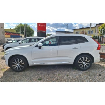 VOLVO XC 60  2.0D  MOC 214 kM. 2020 ROK