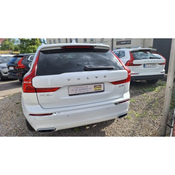 Volvo   SUV 2020,  2.0 diesel, automat - Na sprzedaż za 115 900 zł - Częstochowa - zdjęcie 3