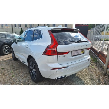 Volvo   SUV 2020,  2.0 diesel, automat - Na sprzedaż za 115 900 zł - Częstochowa - zdjęcie 2