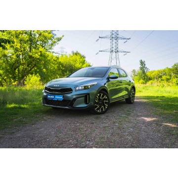 Kia   Hatchback 2025,  1.5 benzyna, automat - Na sprzedaż za 89 999 zł - Łódź - zdjęcie 4