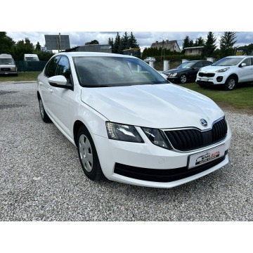 Skoda Octavia  Sedan/Limuzyna 2018,  1.6 diesel - Na sprzedaż za 34 500 zł - Nowe Iganie - zdjęcie 3