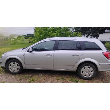 Opel Astra H 1,6 benz+LPG 115KM 111 lat Opla