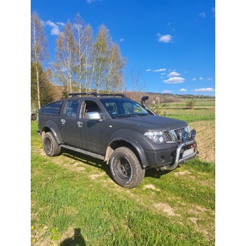 Nissan Navara  Pick-up 2008,  2.5 diesel - Na sprzedaż za 42 000 zł - Sanok - zdjęcie 2