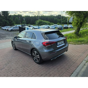 Mercedes - Benz A-klasa  Hatchback 2022,  1.3 benzyna, automat - Na sprzedaż za 99 000 zł - Cielcza - zdjęcie 4