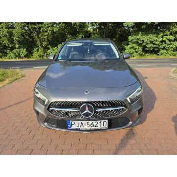 Mercedes - Benz A-klasa  Hatchback 2022,  1.3 benzyna, automat - Na sprzedaż za 99 000 zł - Cielcza - zdjęcie 12
