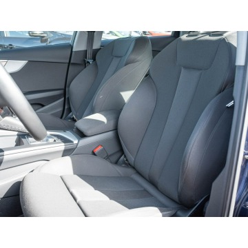 Audi A4  Kombi 2023,  2.0 diesel, automat - Na sprzedaż za 83 840 zł - Gdynia - zdjęcie 11