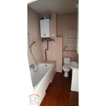 Sprzedam dom Busko-Zdrój -  szeregowa jednopiętrowy,  pow.  250 m2,  działka:   302 m2 - zdjęcie 16