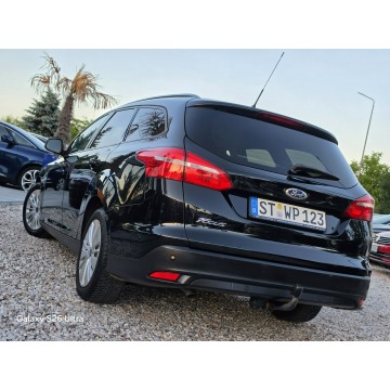 Ford Focus  Kombi 2015,  1.5 diesel - Na sprzedaż za 21 999 zł - Nowe Sójki - zdjęcie 11