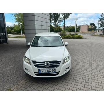 Volkswagen Tiguan  SUV 2009,  1.4 benzyna - Na sprzedaż za 29 900 zł - Zduńska Wola - zdjęcie 7
