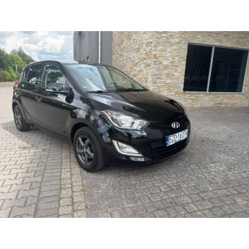 Hyundai i20  Hatchback 2014,  1.2 benzyna - Na sprzedaż za 19 900 zł - Zduńska Wola - zdjęcie 2