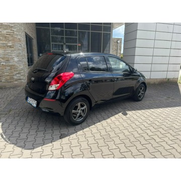 Hyundai i20  Hatchback 2014,  1.2 benzyna - Na sprzedaż za 19 900 zł - Zduńska Wola - zdjęcie 8