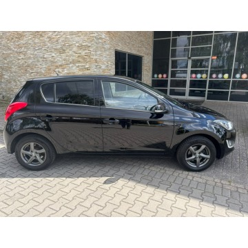 Hyundai i20  Hatchback 2014,  1.2 benzyna - Na sprzedaż za 19 900 zł - Zduńska Wola - zdjęcie 4