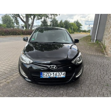 Hyundai i20  Hatchback 2014,  1.2 benzyna - Na sprzedaż za 19 900 zł - Zduńska Wola - zdjęcie 3