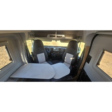Campervan z automatem i bogatym wyposażeniem!... - Pojazdy specjalistyczne - Gaj - zdjęcie 8