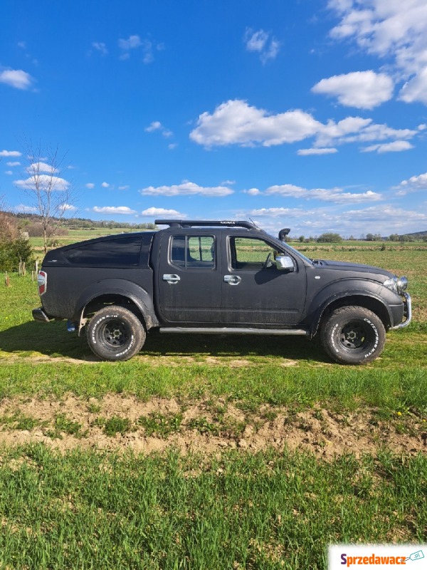 Nissan Navara  Pick-up 2008,  2.5 diesel - Na sprzedaż za 42 000 zł - Sanok