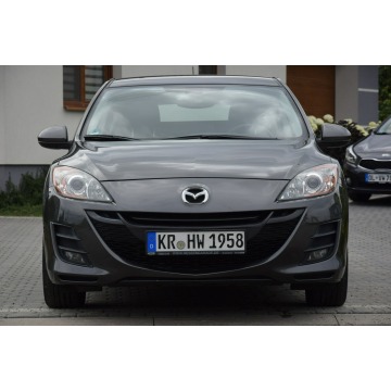 Mazda 3  Hatchback 2011,  1.6 benzyna - Na sprzedaż za 24 300 zł - Majdan Sieniawski - zdjęcie 3