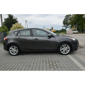 Mazda 3  Hatchback 2011,  1.6 benzyna - Na sprzedaż za 24 300 zł - Majdan Sieniawski - zdjęcie 10