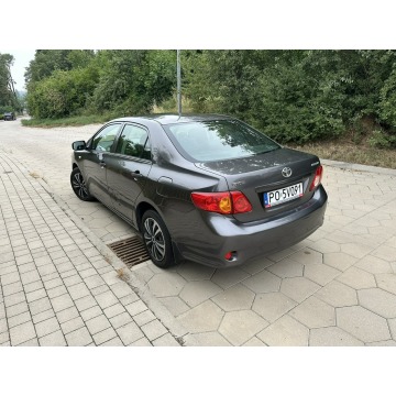 Toyota Corolla  Sedan/Limuzyna 2007,  1.6 benzyna - Na sprzedaż za 18 999 zł - Gostyń - zdjęcie 4
