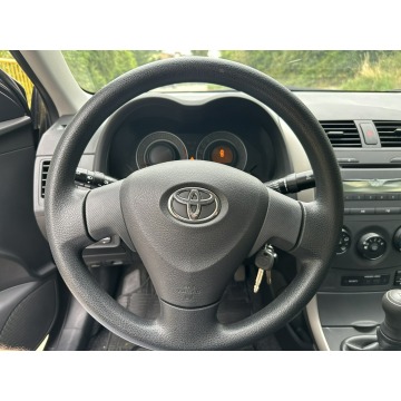 Toyota Corolla  Sedan/Limuzyna 2007,  1.6 benzyna - Na sprzedaż za 18 999 zł - Gostyń - zdjęcie 12