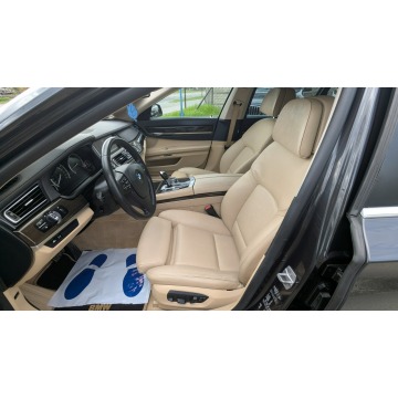 BMW Seria 7  Sedan/Limuzyna 2015,  3.0 diesel, automat - Na sprzedaż za 61 900 zł - Częstochowa - zdjęcie 12