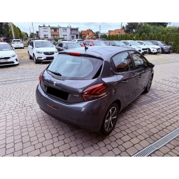 Peugeot 208  Hatchback 2017,  1.2 benzyna - Na sprzedaż za 29 900 zł - Orzech - zdjęcie 7
