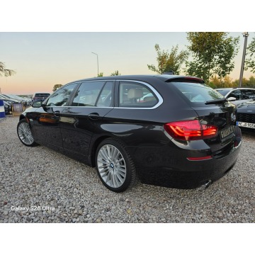 BMW Seria 5  Kombi 2016,  3.0 diesel, automat - Na sprzedaż za 54 999 zł - Nowe Sójki - zdjęcie 9