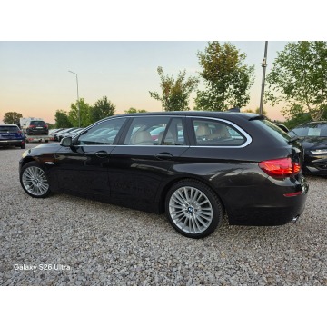 BMW Seria 5  Kombi 2016,  3.0 diesel, automat - Na sprzedaż za 54 999 zł - Nowe Sójki - zdjęcie 10