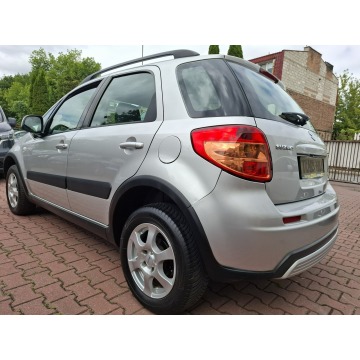 Suzuki SX4  Hatchback 2009,  1.6 benzyna - Na sprzedaż za 21 400 zł - Lublin - zdjęcie 9