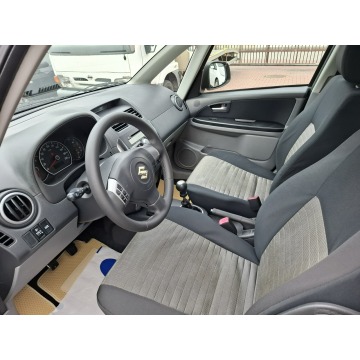 Suzuki SX4  Hatchback 2009,  1.6 benzyna - Na sprzedaż za 21 400 zł - Lublin - zdjęcie 12