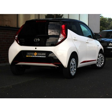Toyota Aygo  Hatchback 2021,  1.0 benzyna - Na sprzedaż za 38 990 zł - Mysłowice - zdjęcie 4