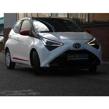 Toyota Aygo  Hatchback 2021,  1.0 benzyna - Na sprzedaż za 38 990 zł - Mysłowice - zdjęcie 3