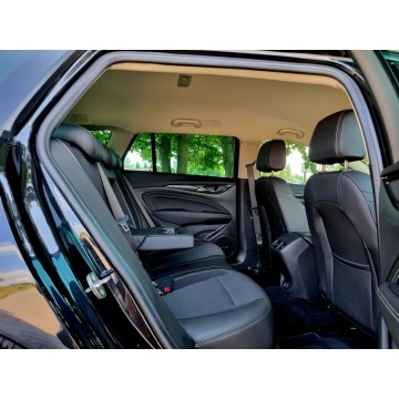 Opel Insignia  Kombi 2017,  1.5 benzyna, automat - Na sprzedaż za 46 900 zł - Szczecin - zdjęcie 12