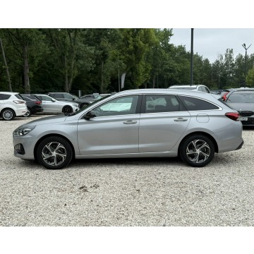 Hyundai i30  Kombi 2022,  1.5 benzyna - Na sprzedaż za 74 800 zł - Pęcice - zdjęcie 6