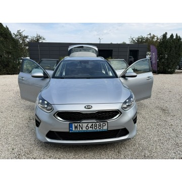 Kia Ceed  Kombi 2021,  1.6 diesel - Na sprzedaż za 52 800 zł - Pęcice - zdjęcie 3