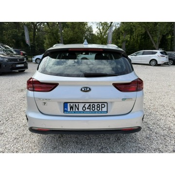 Kia Ceed  Kombi 2021,  1.6 diesel - Na sprzedaż za 52 800 zł - Pęcice - zdjęcie 5