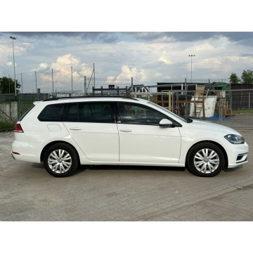 Volkswagen Golf  Kombi 2020,  1.6 diesel - Na sprzedaż za 40 900 zł - Knurów - zdjęcie 7