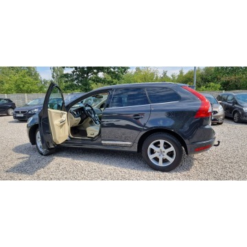 Volvo   SUV 2013,  2.4 diesel, automat - Na sprzedaż za 56 900 zł - Płock - zdjęcie 6